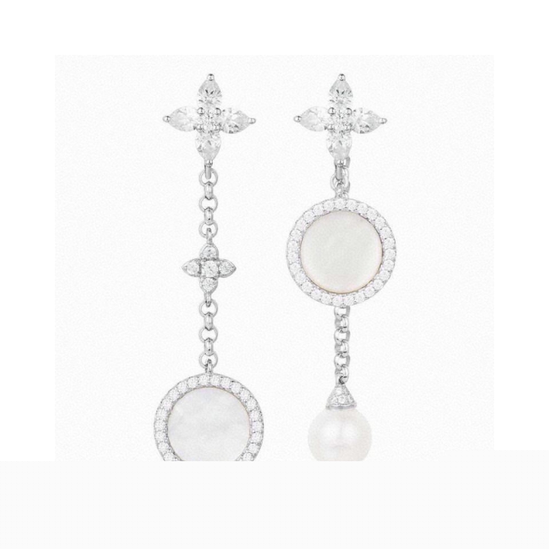 Apm Earrings